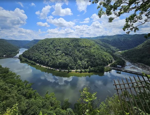 Hawks Nest State Park
